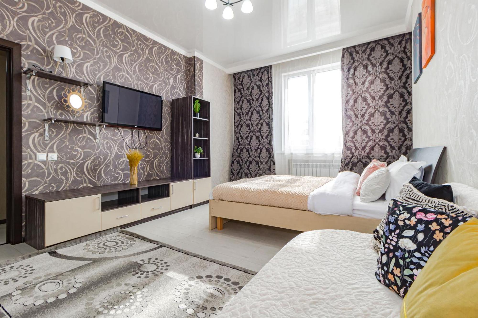 уютная на кабанбай батыра 58б Apartment