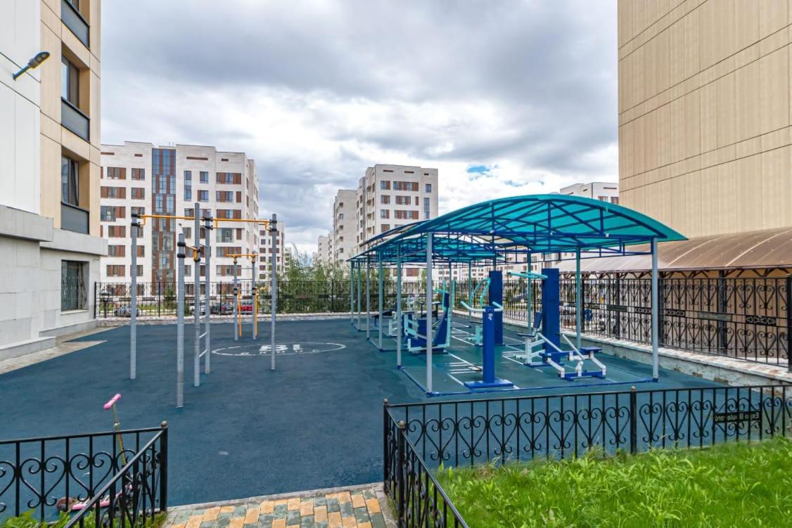 уютная на кабанбай батыра 58б Apartment *